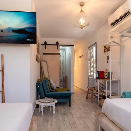 Naiada With Sea View * بانورموس ميكونو
