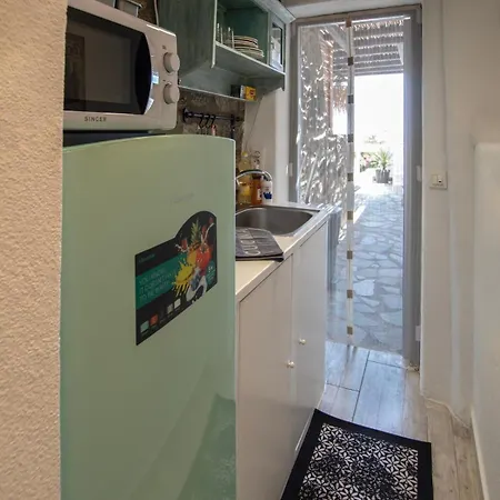 Naiada With Sea View * بانورموس ميكونو